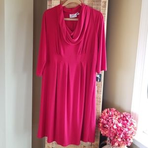 NWOT,  Red Avenue dress
